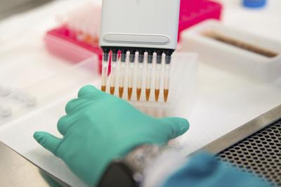 The Omicron variant is putting America's coronavirus sequencing efforts to the test