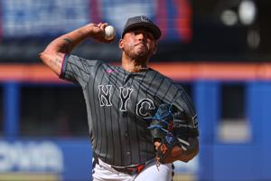 BASEBALL-MLB-NYM-BOS/