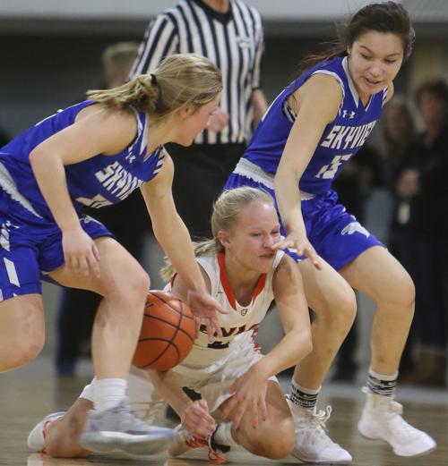 Senior vs Skyview bball girls