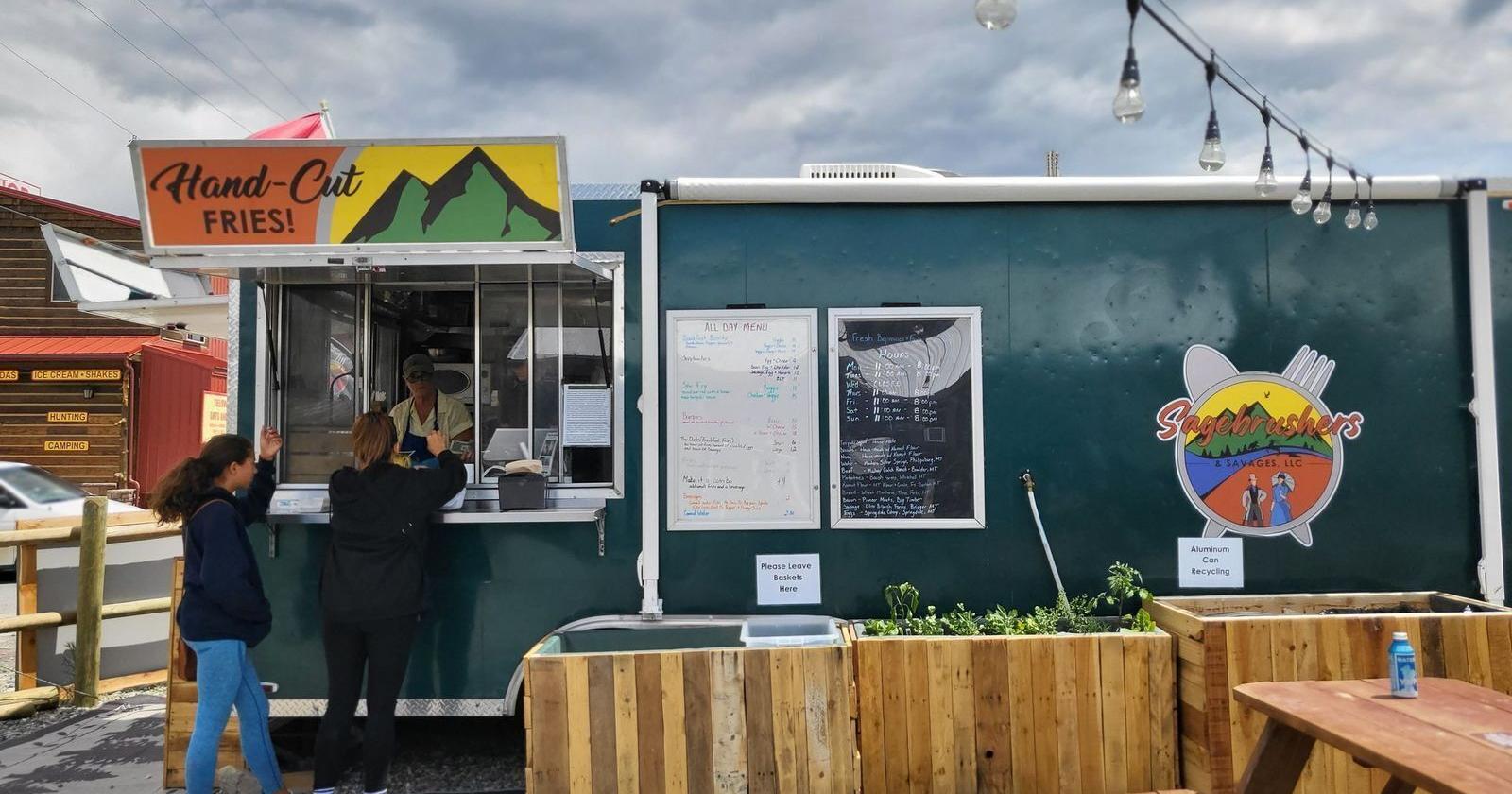 Wonder is found at Wonderland Café in Gardiner - Vimarsana News