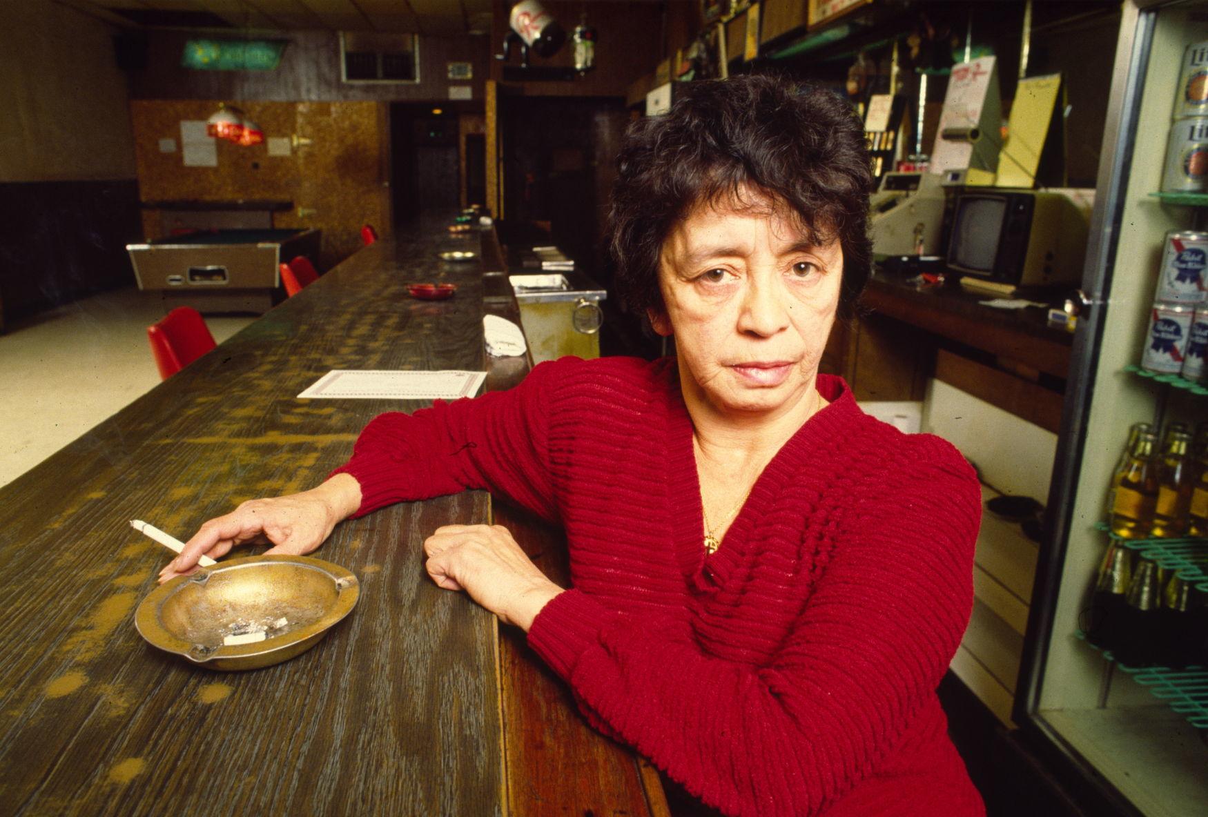 Retrospective Closed Billings bars