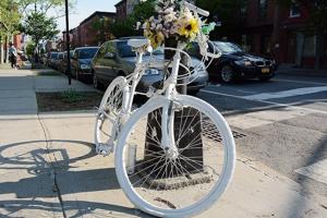 Where the most cyclists are killed on US roads