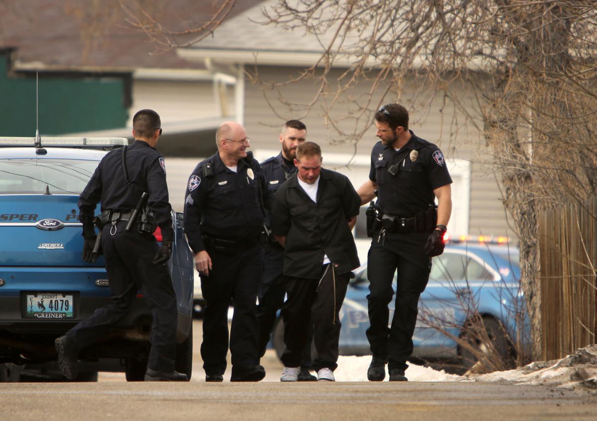 Casper police arrest man who made threats with a gun