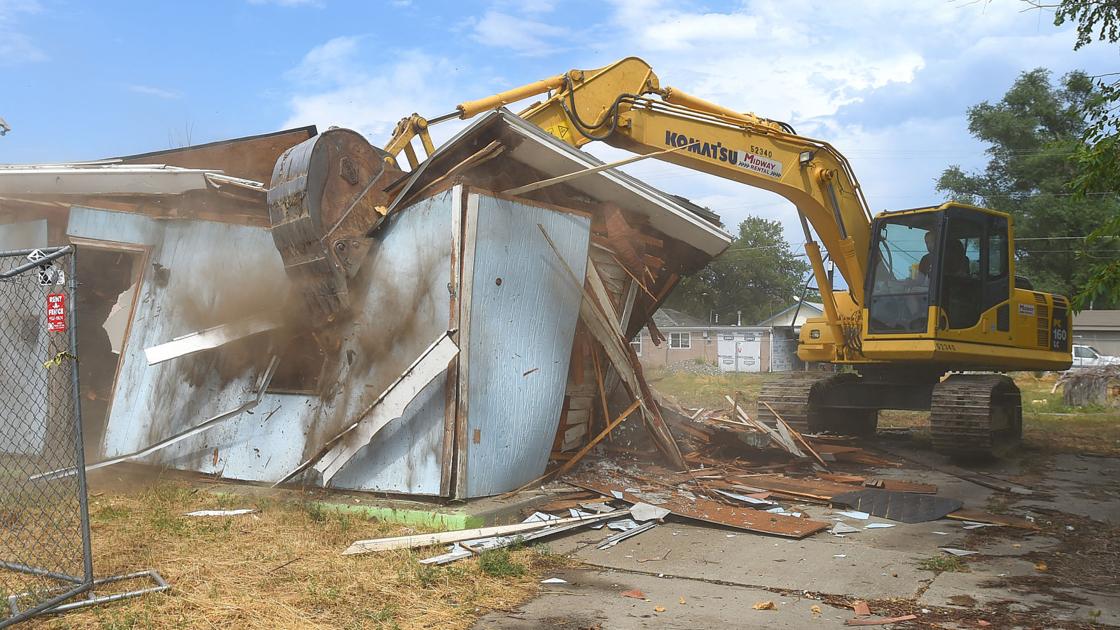 North Side Meth Houses Demolition To Make Way For Affordable Housing Local News Billingsgazette Com