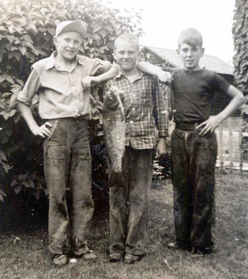 1939 carp catchers