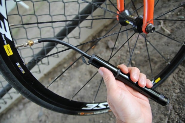 how to fill up bike tires