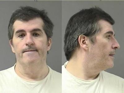 Country singer ordered to pay $220,000 restitution in fraud