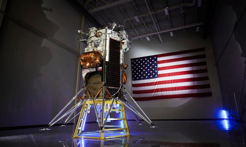 Moon lander enters orbit before historic landing attempt