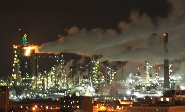 Phillips 66 refinery back to normal after flaring