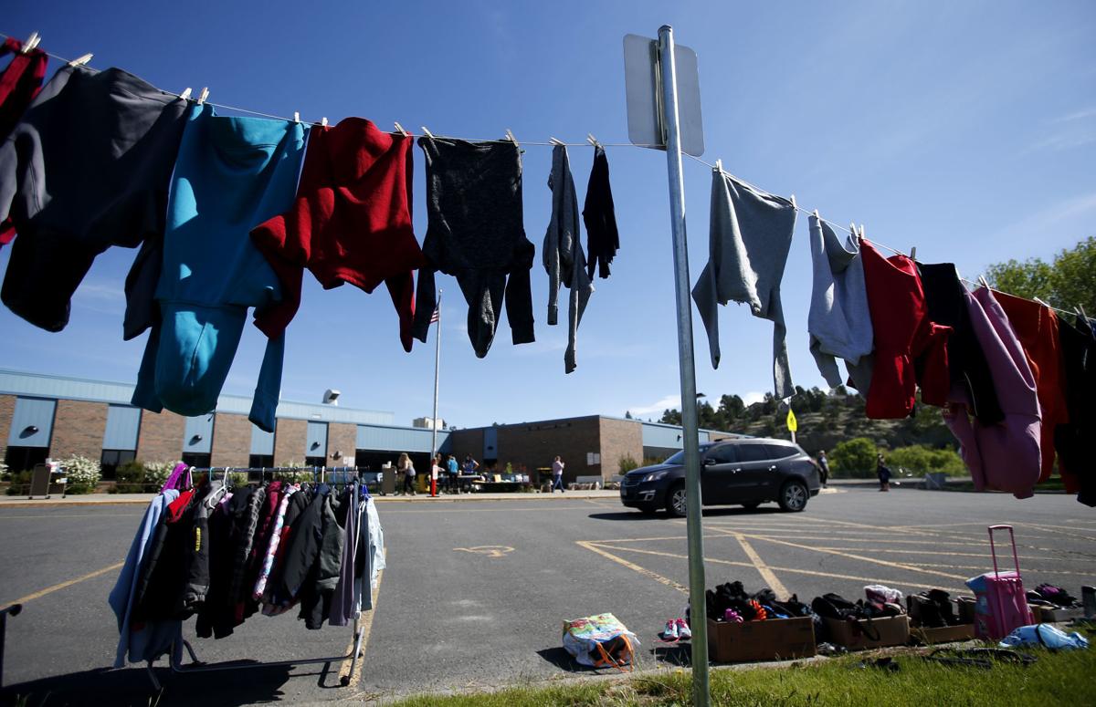 Photo School puts up lost and found clothesline