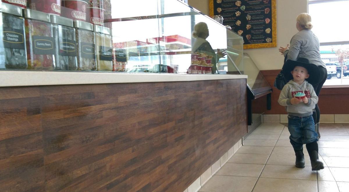 Cold Stone Creamery Franchise Reopens In Billings Local News Billingsgazette Com