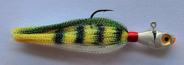 glass minnow jig
