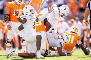 FOOTBALL-NCAA/