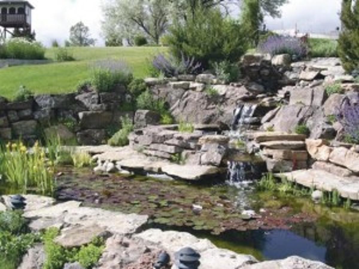 Ponds Fountains Streams Add Sense Of Peace To Backyard Home Garden Billingsgazette Com