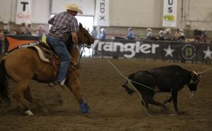 092826-406spt-roping-p45.JPG