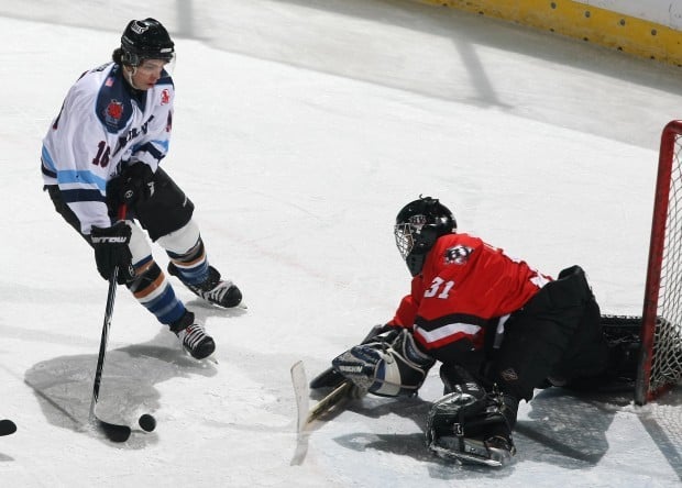 Bulls hit double digits in win over Rogue Valley | Hockey