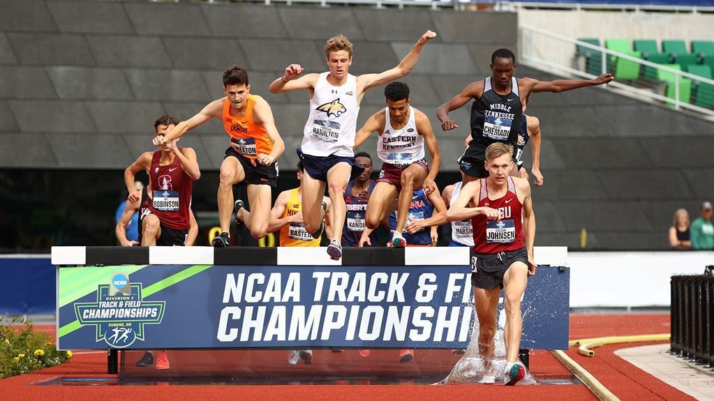Duncan Hamilton in the NCAA men's steeplechase final