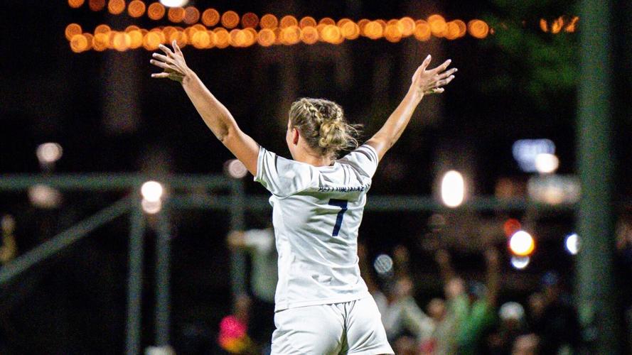 Burckley’s First Career Goal Highlights Yellowjacket Draw Against Dragons