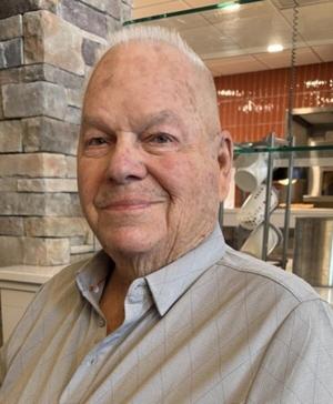 Espeland, Dennis