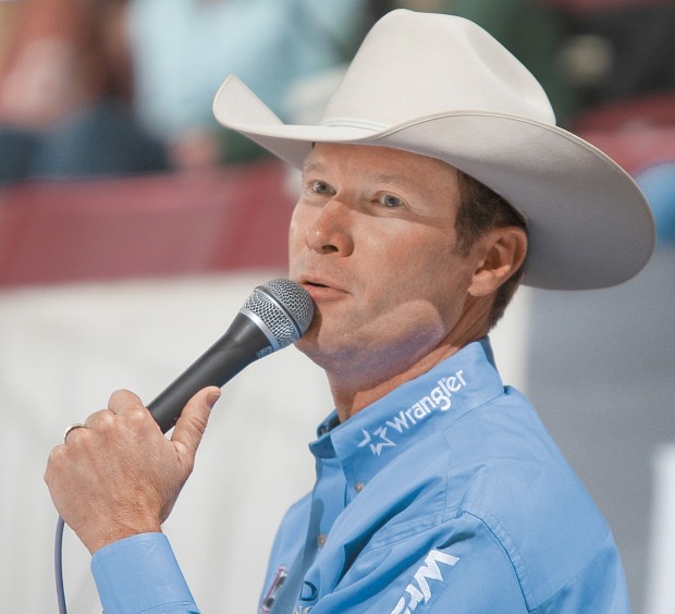 wayne brooks rodeo announcer