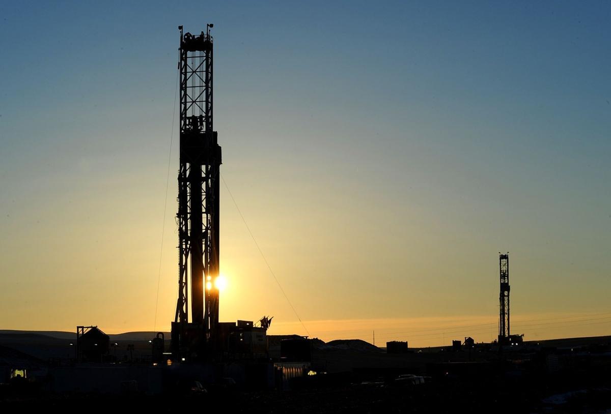 Bakken oil drilling declines, but jobs and pay remain firm