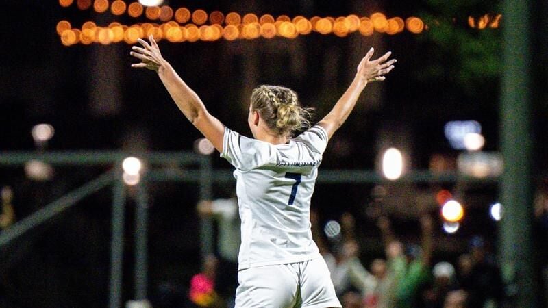 Burckley’s First Career Goal Highlights Yellowjacket Draw Against Dragons