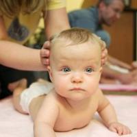 Massage makes for happier, healthier, calmer babies Massage makes for happier, healthier, calmer babies