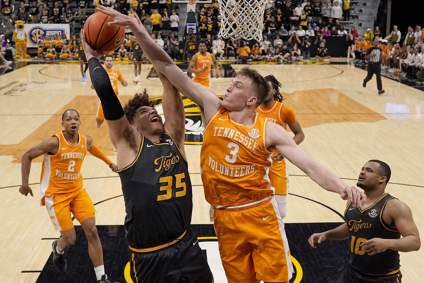 Knecht Shoots Up NBA Draft Boards As Vols Chase Final Four