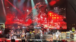 Black Crowes 7.jpg