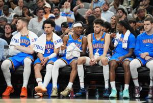 BASKETBALL-NBA-SAS-OKC/