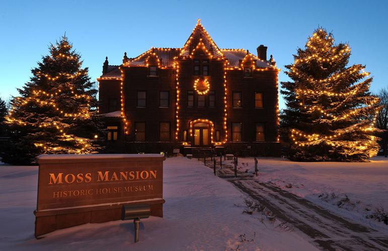 Holiday Moss Mansion