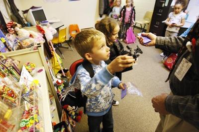 Pilot program improves behavior, principals say