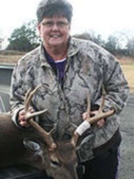 Hunter shoots 9-point doe in Arkansas | Outdoors | billingsgazette.com
