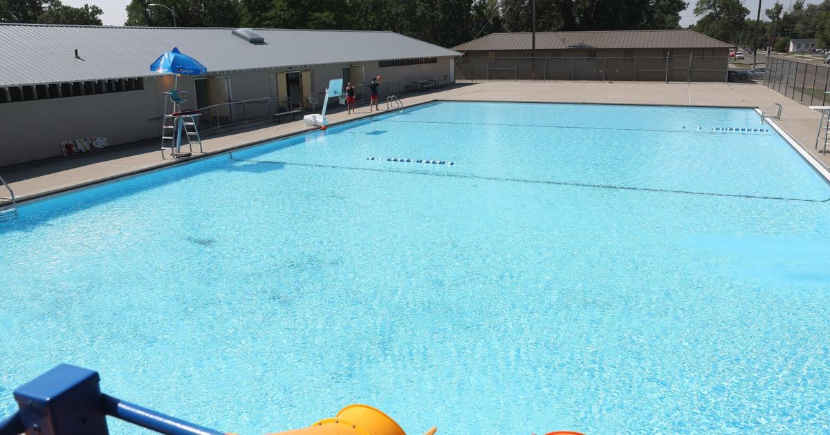 080426-loc-pool1lm