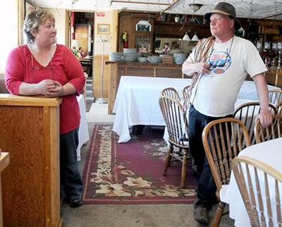 Virginian Hotel In Medicine Bow 100 Years Old Wyoming News Vickie And Vernon Scott Owners Of The 100 Year Old Virginian Hotel