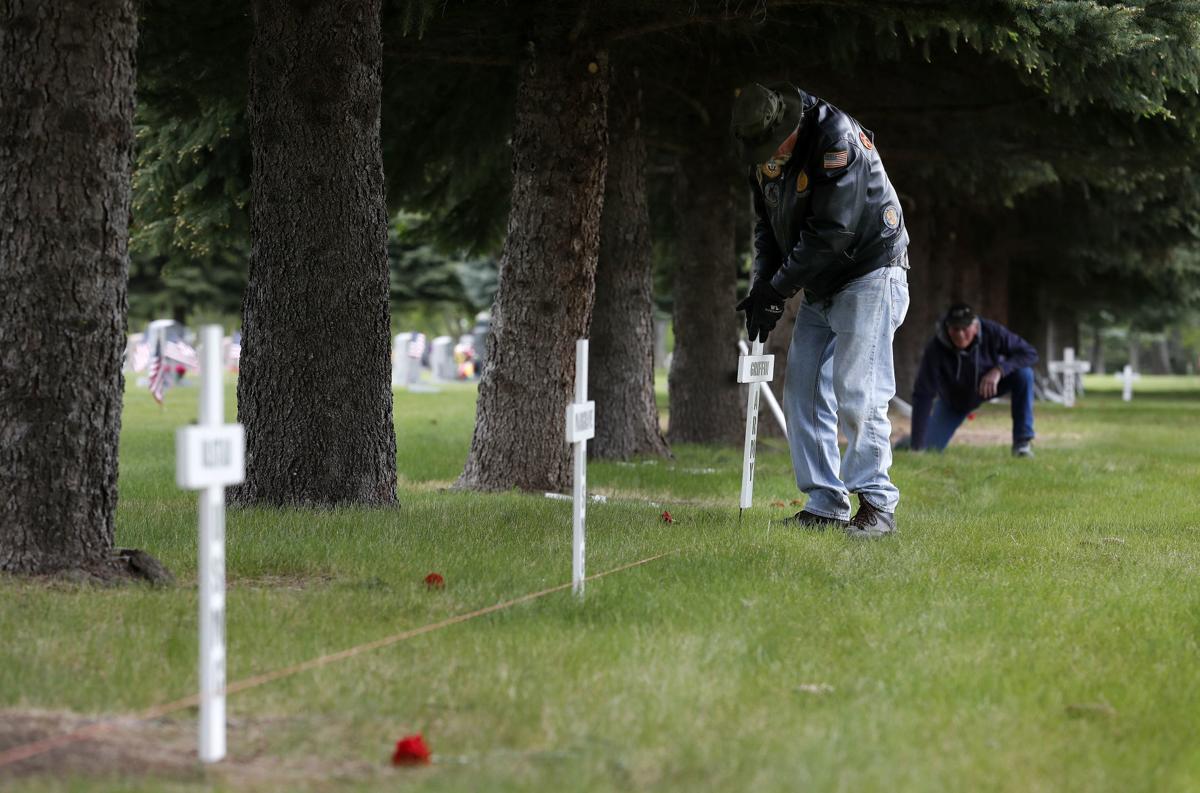 Vietnam veterans crosses