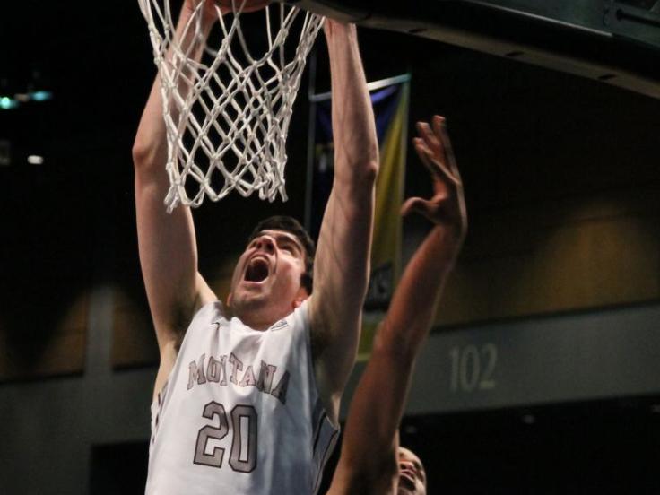 Grizzlies Overwhelm Sac State Advance To Semifinals Mens