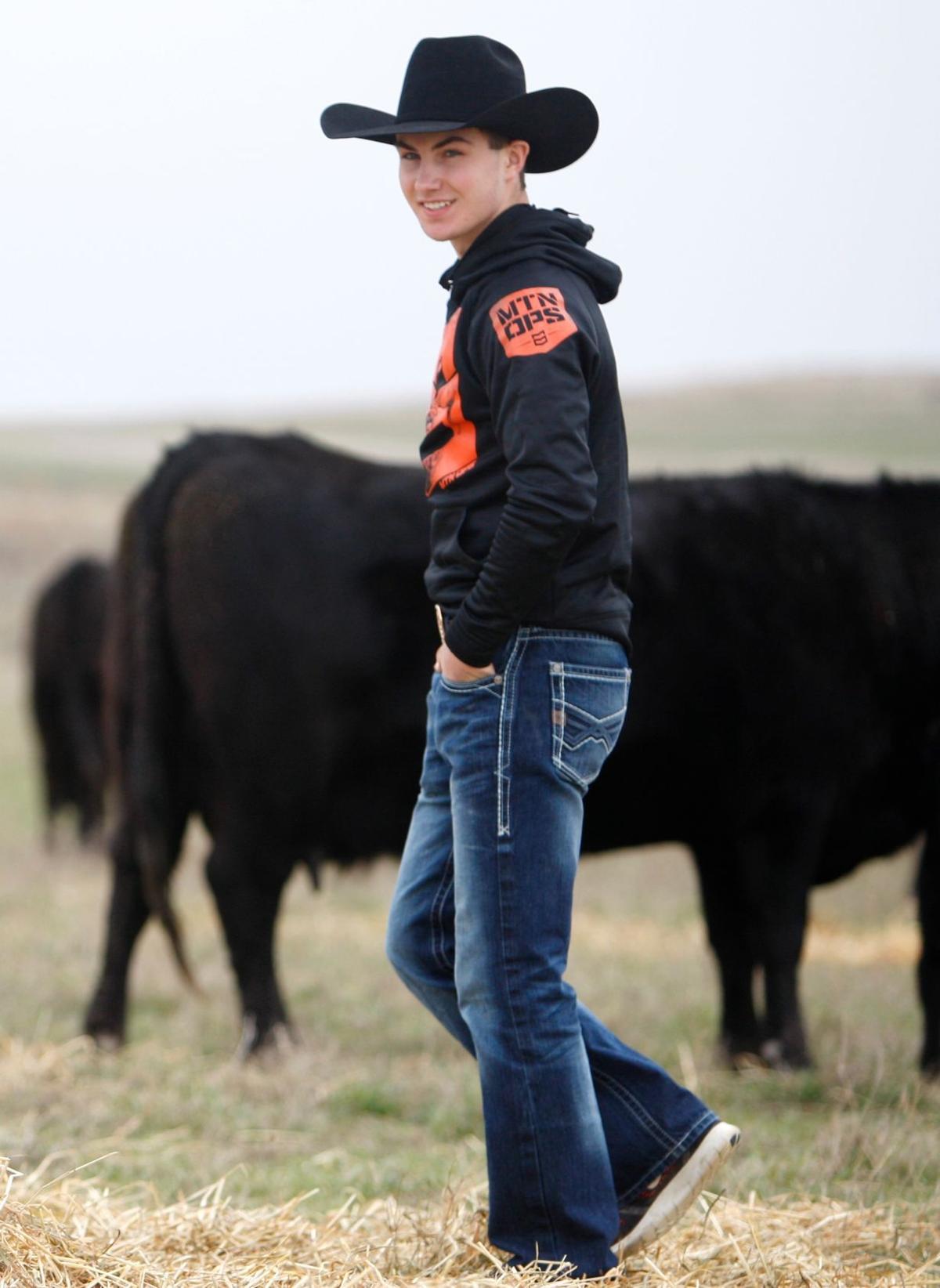 Volborg's Jess Lockwood trying to balance youth, bullriding stardom