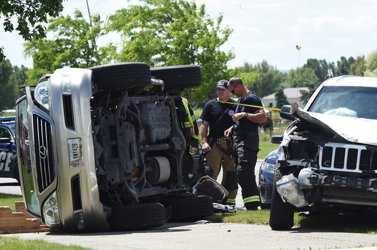 1 taken to hospital after 3car crash that closed Zimmerman Trail at