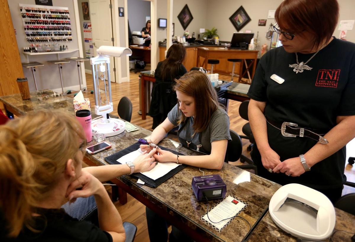 Manicure Pedicure School Cosmetology Nail Training Cles Call