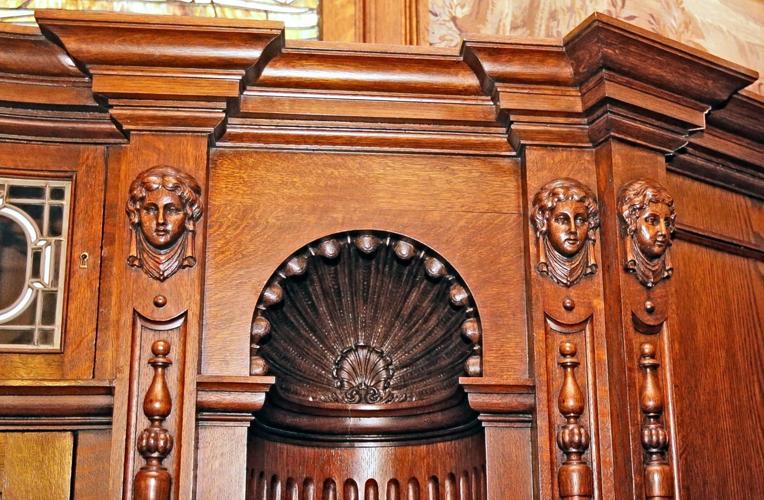 Moss Mansion Woodwork