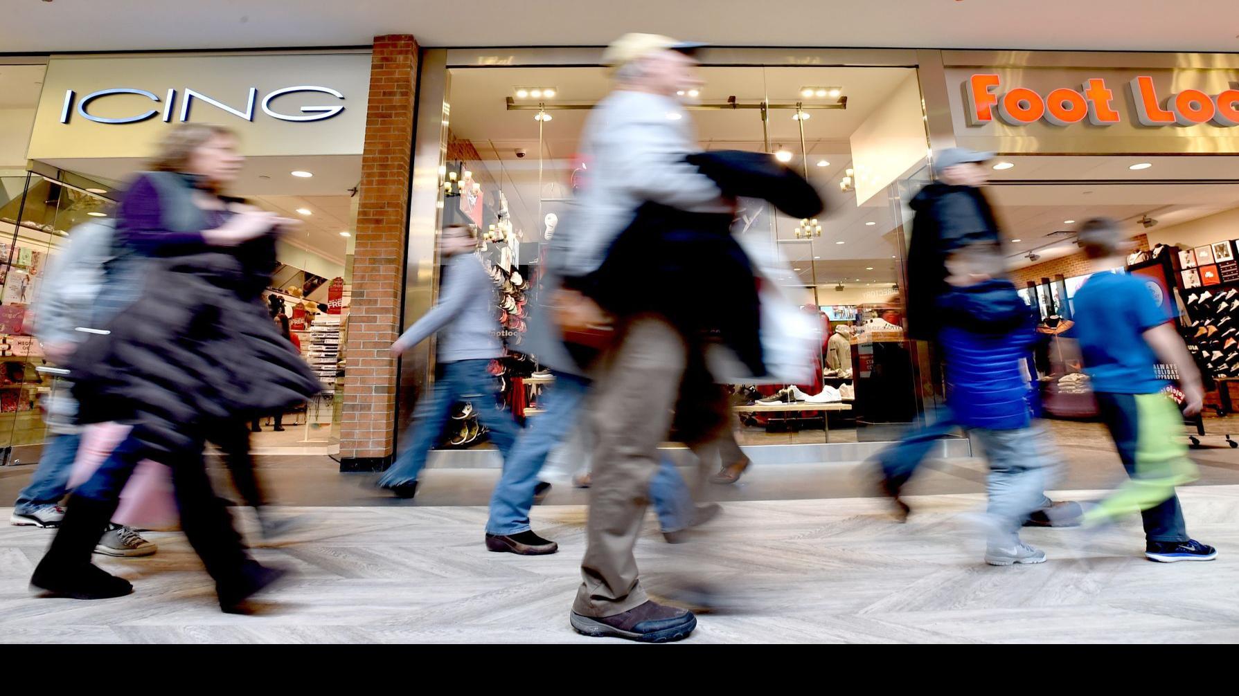 Women S Clothing Store Vanity Closing In Rimrock Mall Business