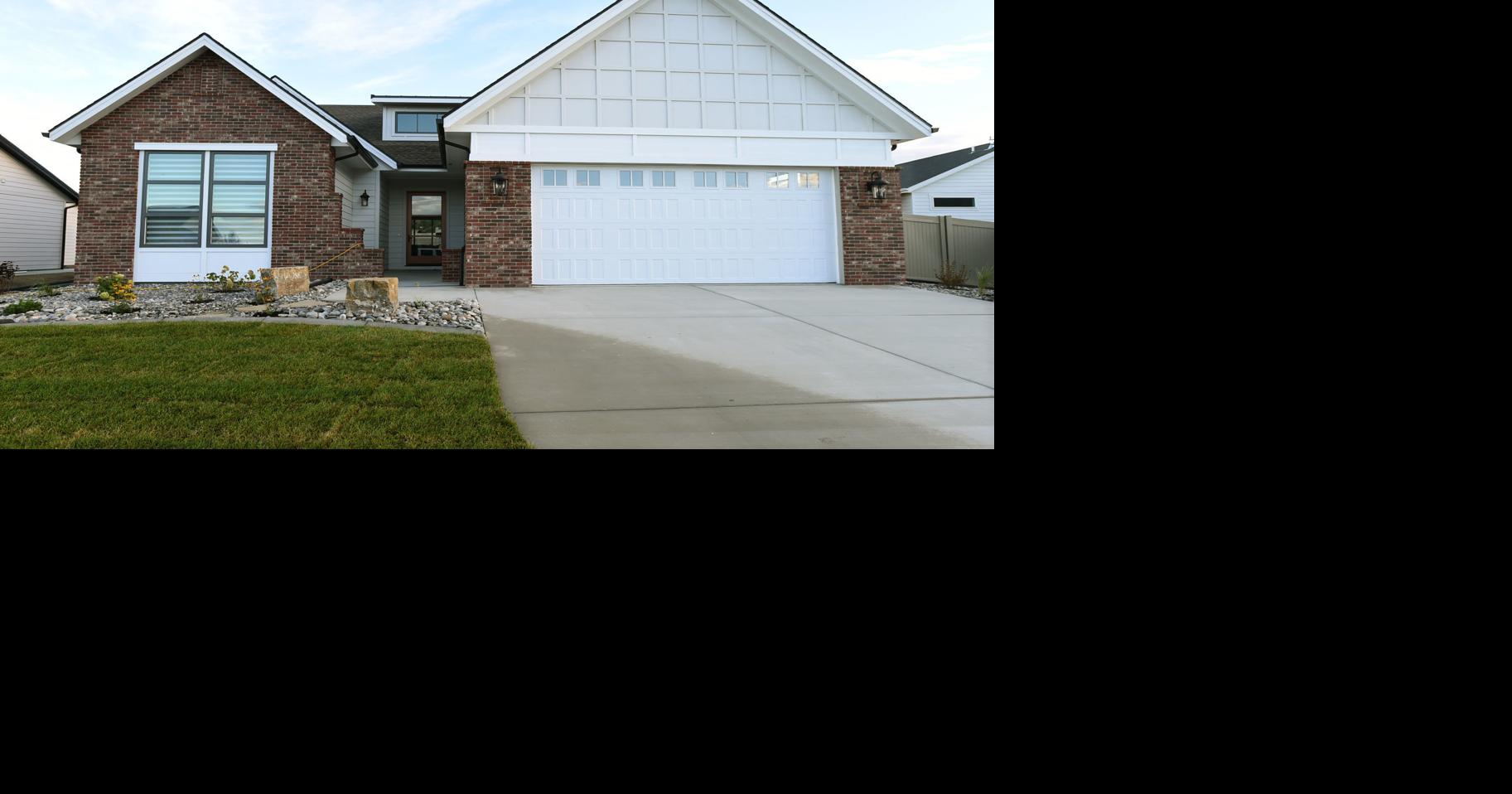 Parade of Homes 4631 Elk Ridge Trail — Helgeson Homes