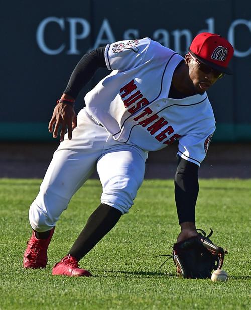 Mustangs left fielder Satchel McElroy