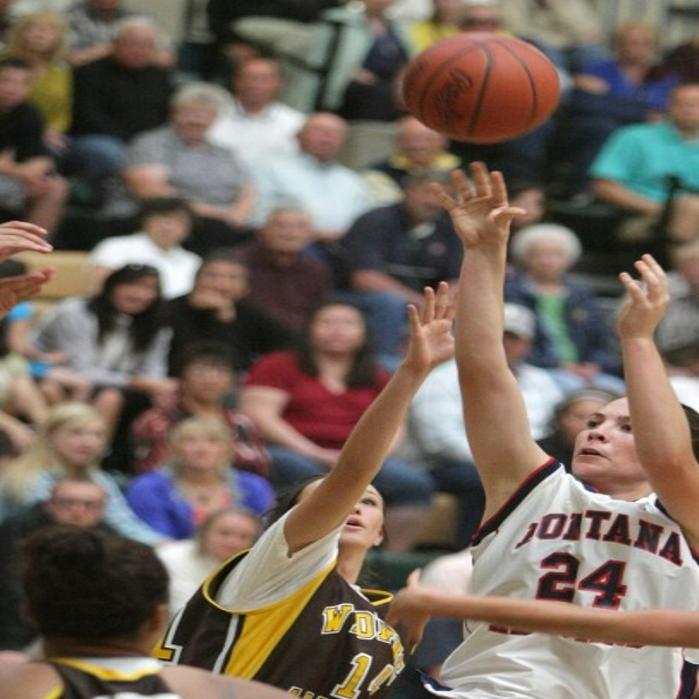 Wyoming Girls Stop Montana S Run With 77 67 Win Girls Basketball