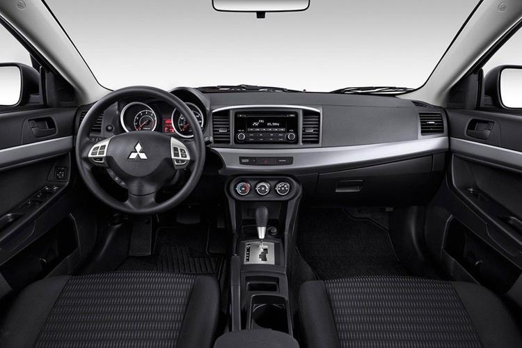 2015 Mitsubishi Lancer keeps consumer safety at the forefront