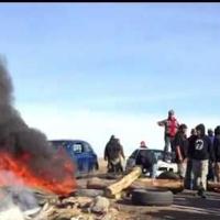 Fire at roadblock of DAPL protest