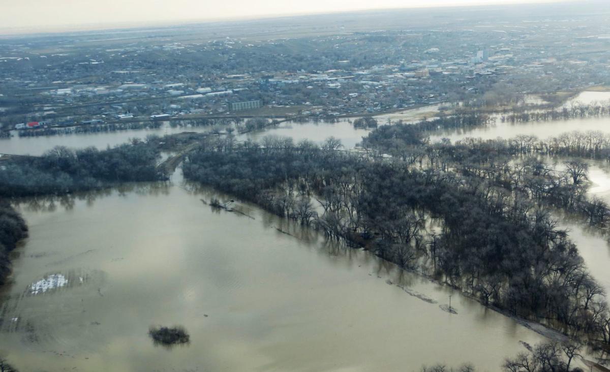 Milk River at Glasgow to hit major flood stage soon