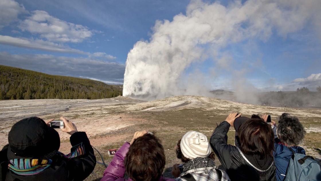 Study: Climate change could interrupt Yellowstone geysers - Billings Gazette