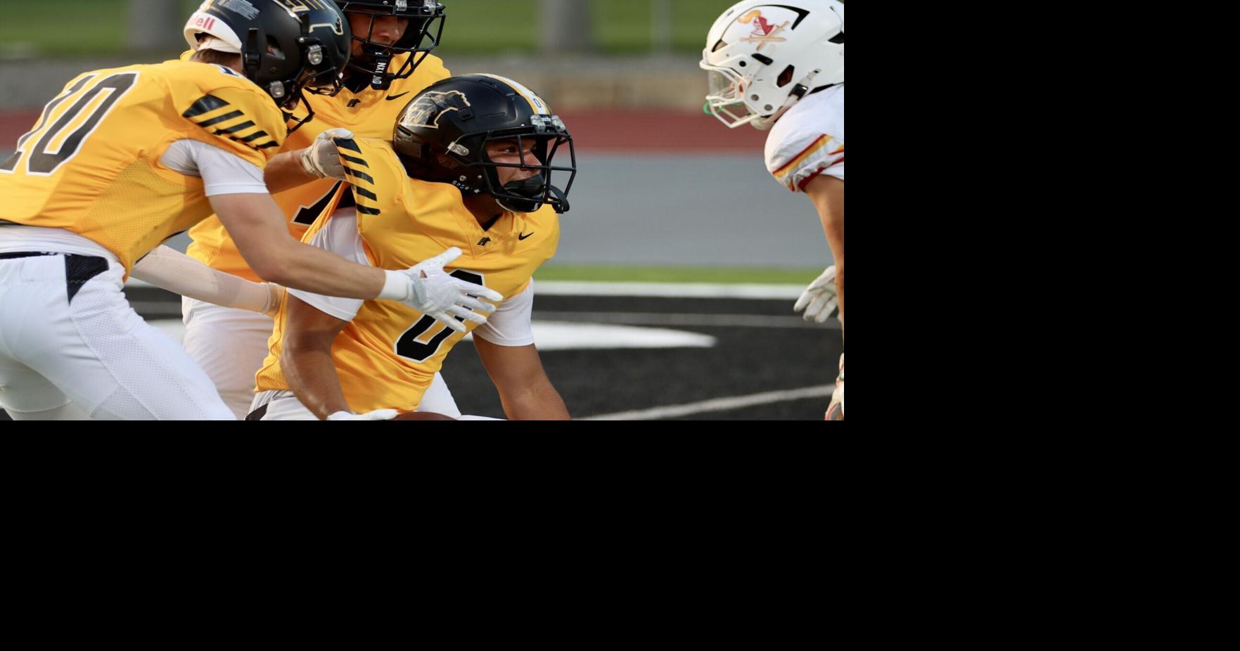Photos: Billings West hosts Missoula Hellgate in football